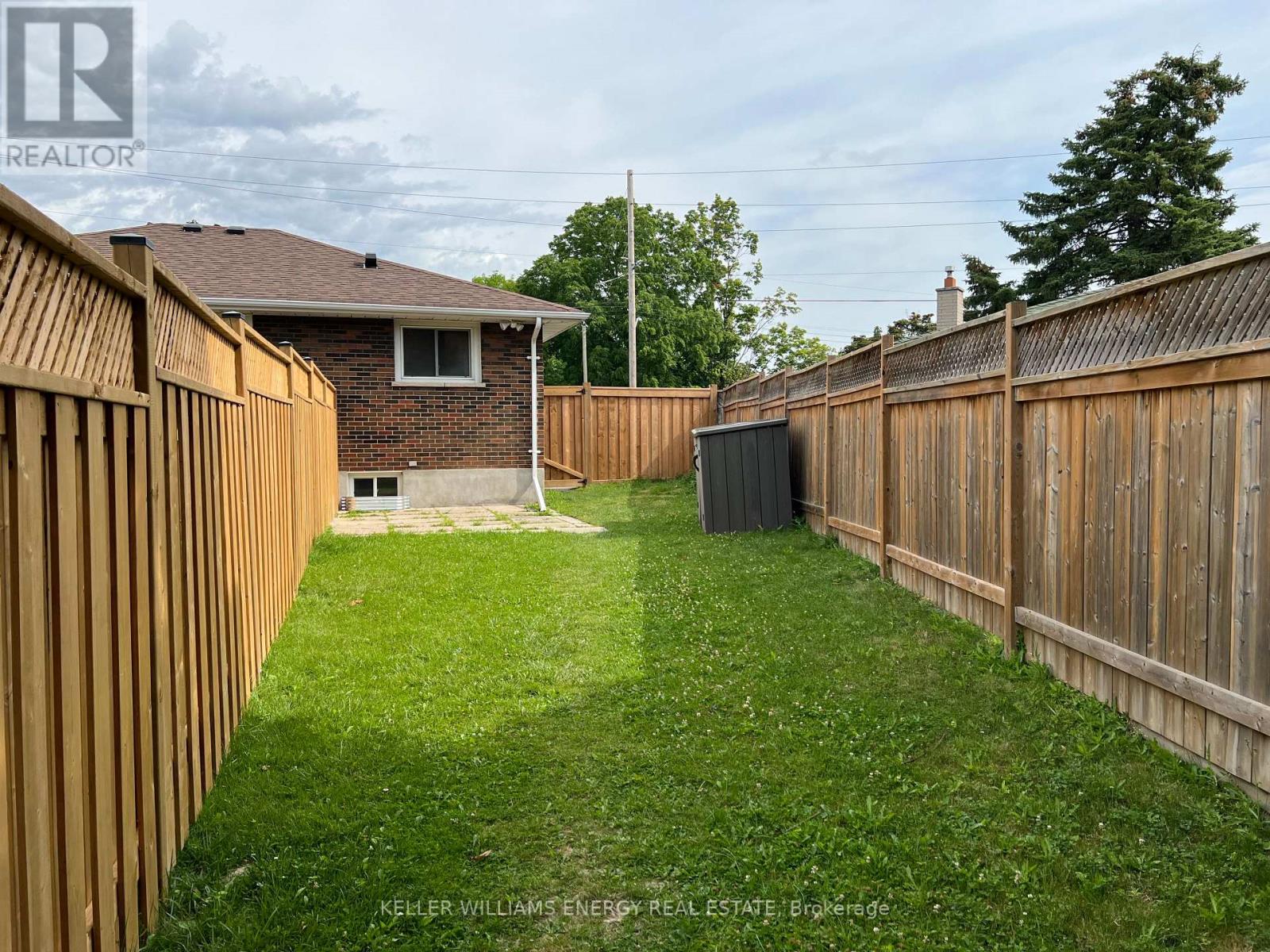 
                         Hillcroft Street Units                                                    